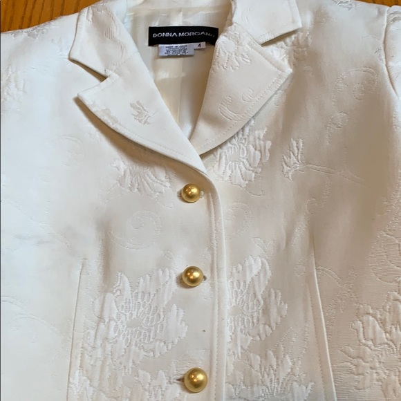 Donna Morgan printed coordinated skirt set. Size 4. - Picture 4 of 5